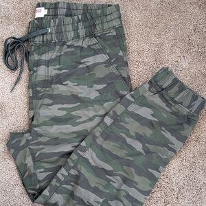 Women's Levi's Camo Joggers
